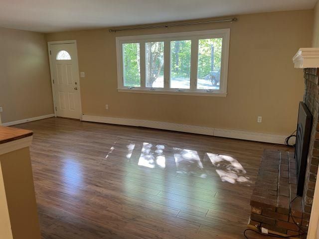 28 Westwood Lane, Henniker, NH 03242