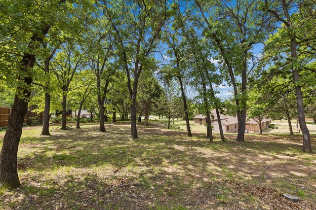 1013 Alamo Drive, Southlake, TX 76092