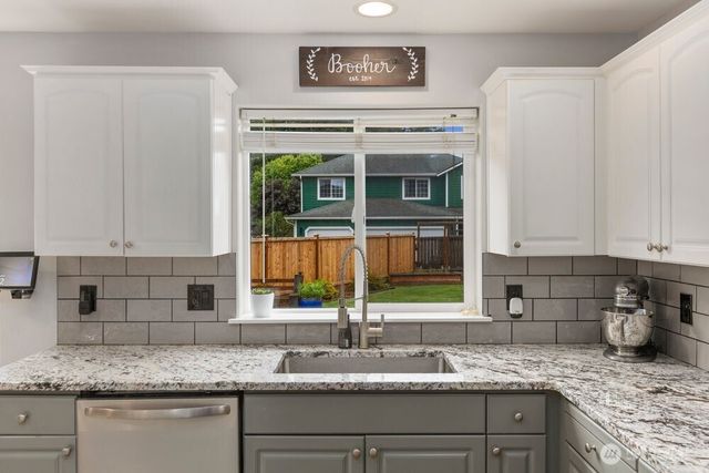 18811 46th Avenue NE, Arlington, WA 98223