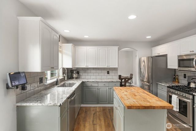 18811 46th Avenue NE, Arlington, WA 98223