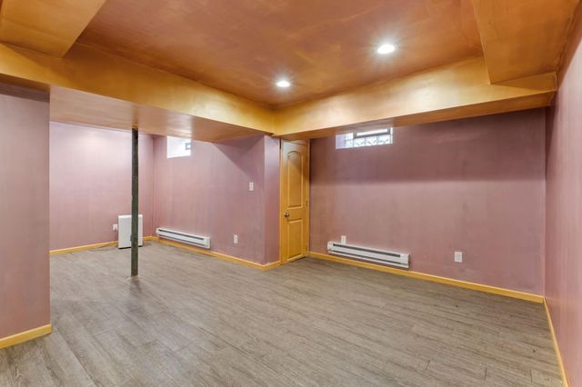 2408 Fremont Avenue S, Minneapolis, MN 55405