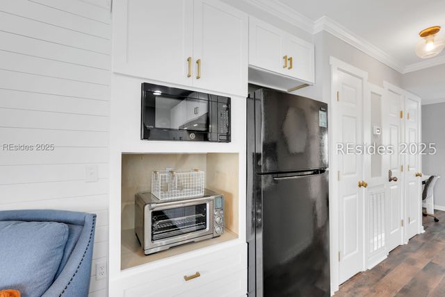 40 Folly Field Rd Apt A1, Hilton Head Island, SC 29928