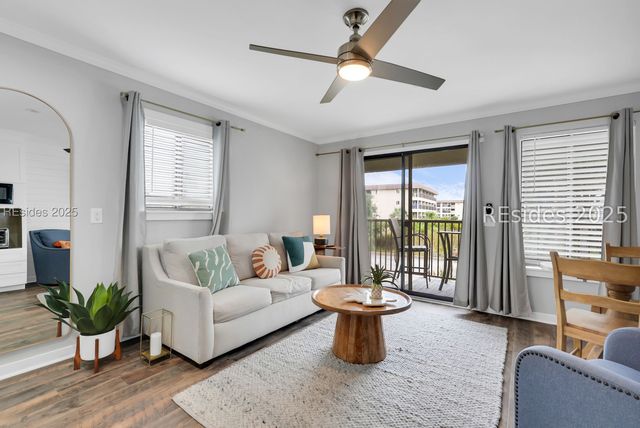 40 Folly Field Rd Apt A1, Hilton Head Island, SC 29928