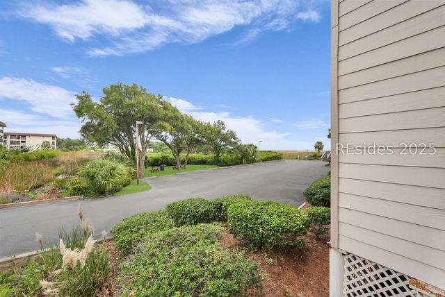 40 Folly Field Rd Apt A1, Hilton Head Island, SC 29928