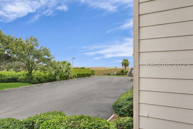 40 Folly Field Rd Apt A1, Hilton Head Island, SC 29928