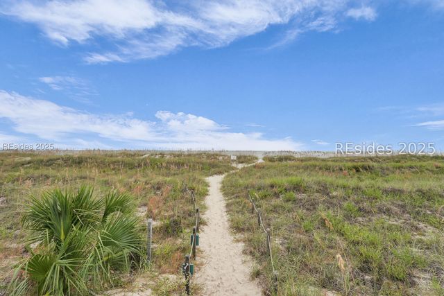 40 Folly Field Rd Apt A1, Hilton Head Island, SC 29928