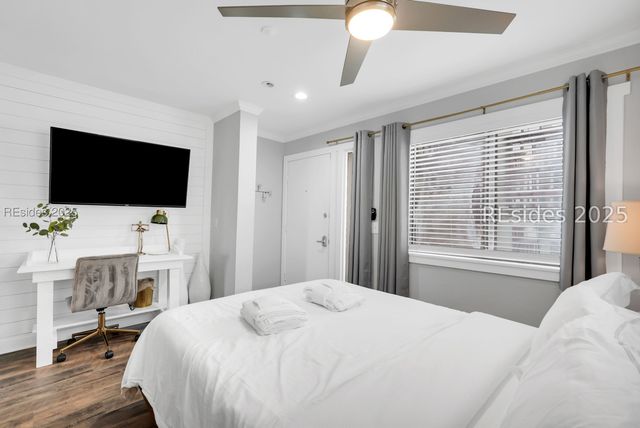 40 Folly Field Rd Apt A1, Hilton Head Island, SC 29928