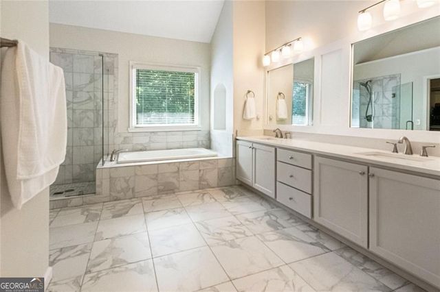 780 River Cliff Court, Suwanee, GA 30024