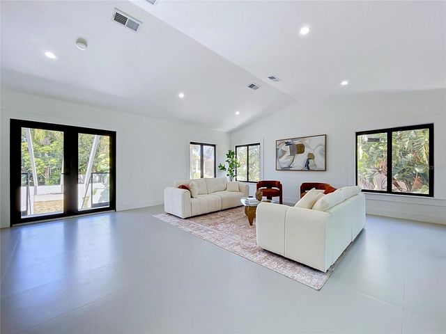 807 2ND AVENUE S, Tierra Verde, FL 33715