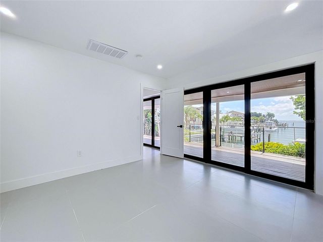 807 2ND AVENUE S, Tierra Verde, FL 33715