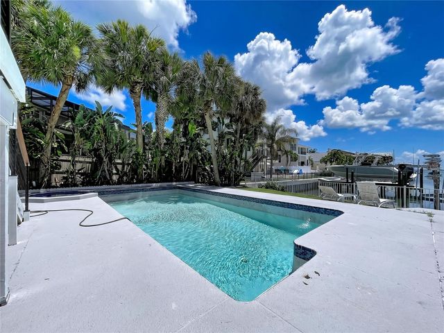 807 2ND AVENUE S, Tierra Verde, FL 33715