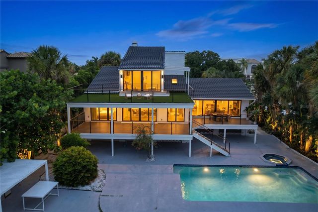 807 2ND AVENUE S, Tierra Verde, FL 33715