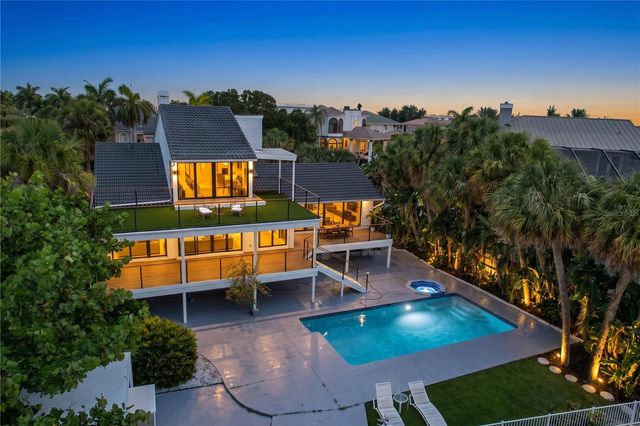807 2ND AVENUE S, Tierra Verde, FL 33715