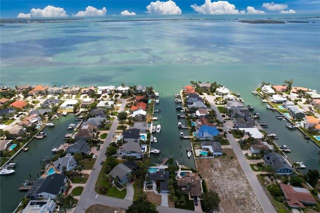 807 2ND AVENUE S, Tierra Verde, FL 33715