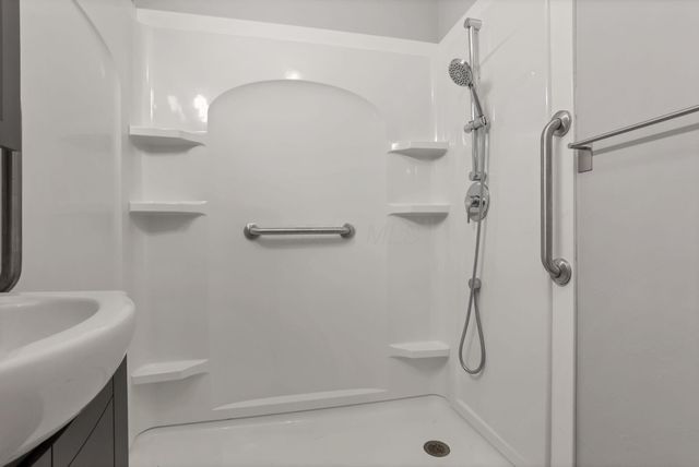 223 Reese Avenue, Lancaster, OH 43130