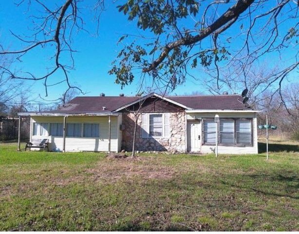 1023 Becker Street, Channelview, TX 77530
