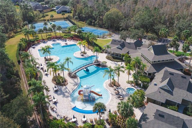 9446 LEATHERWOOD AVENUE, Tampa, FL 33647