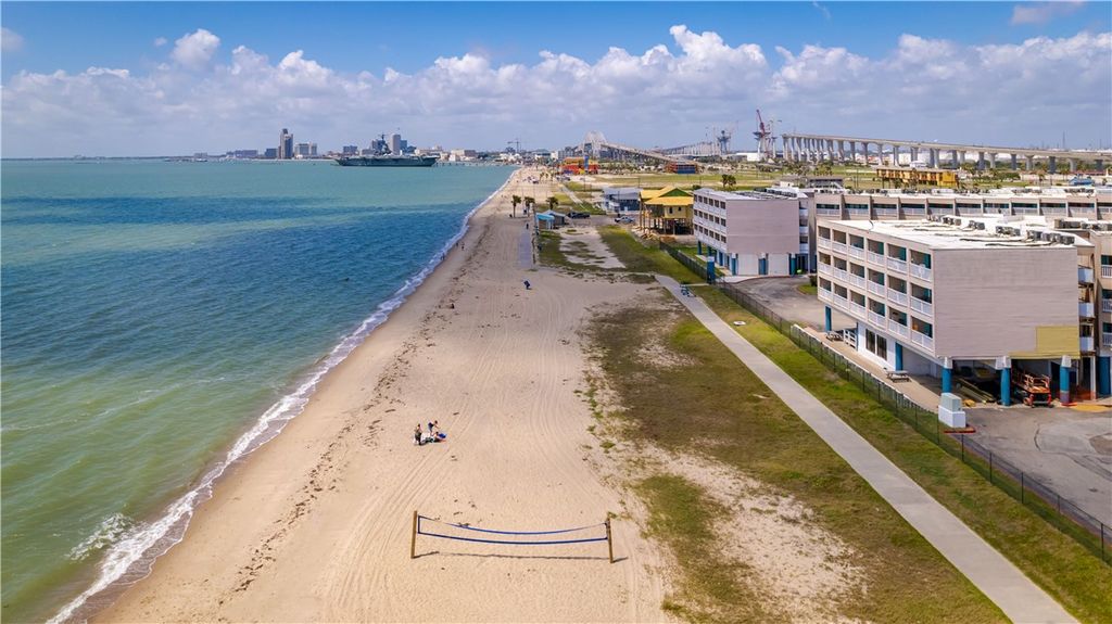 3938 Surfside Blvd 2134, Corpus Christi, TX 78402 — photo 2
