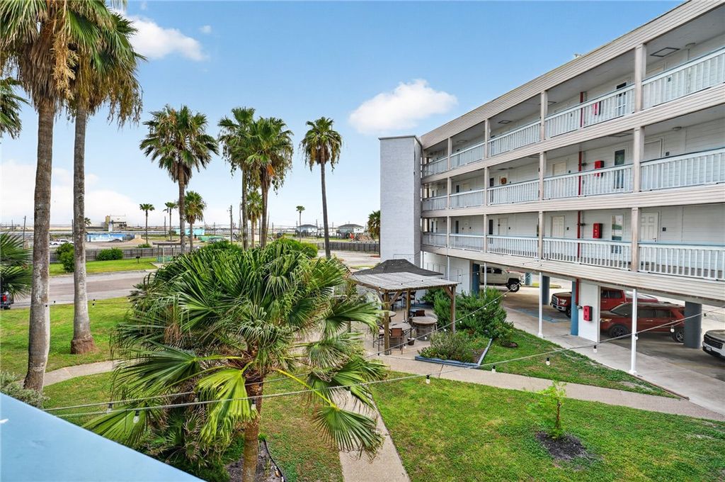 3938 Surfside Blvd 2134, Corpus Christi, TX 78402 — photo 4