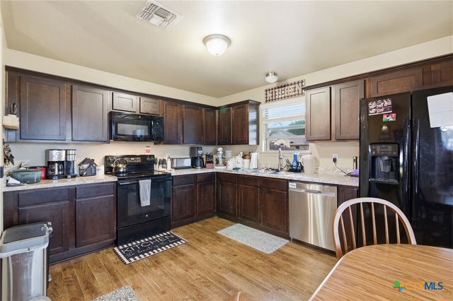 1020 Jamestown Drive, Temple, TX 76504