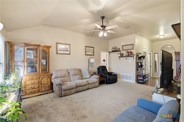 1020 Jamestown Drive, Temple, TX 76504