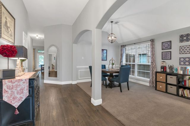 6504 Bluebird Drive, Arlington, TX 76001