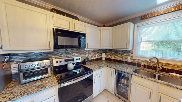 5204 Ogilvie Ave, Paducah, KY 42001