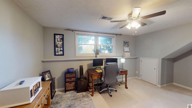 5204 Ogilvie Ave, Paducah, KY 42001