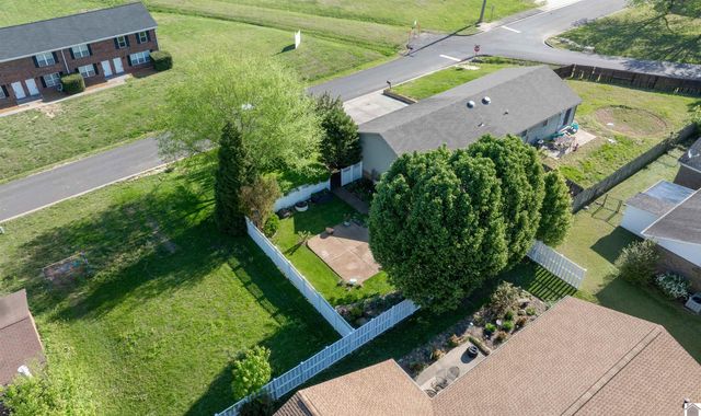 5204 Ogilvie Ave, Paducah, KY 42001