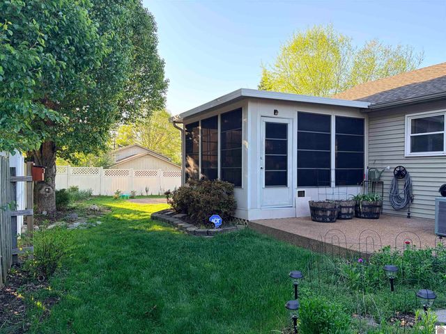 5204 Ogilvie Ave, Paducah, KY 42001