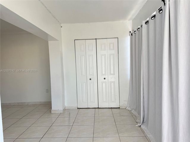 1850 W 56th St 2404, Hialeah, FL 33012