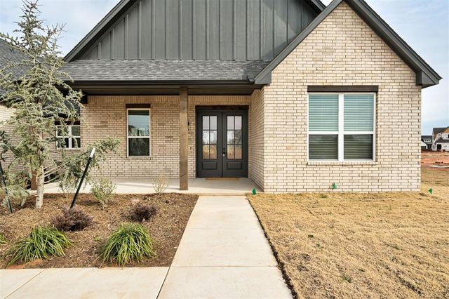 606 Paris Avenue, Piedmont, OK 73078