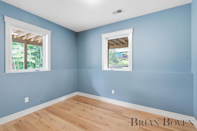 8410 Brower Avenue Ne, Courtland Twp, MI 49341