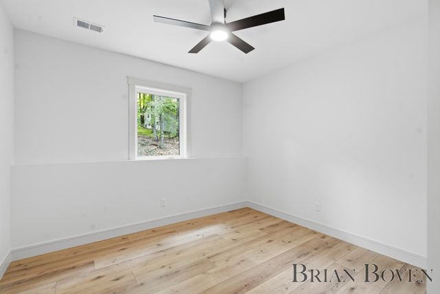 8410 Brower Avenue Ne, Courtland Twp, MI 49341
