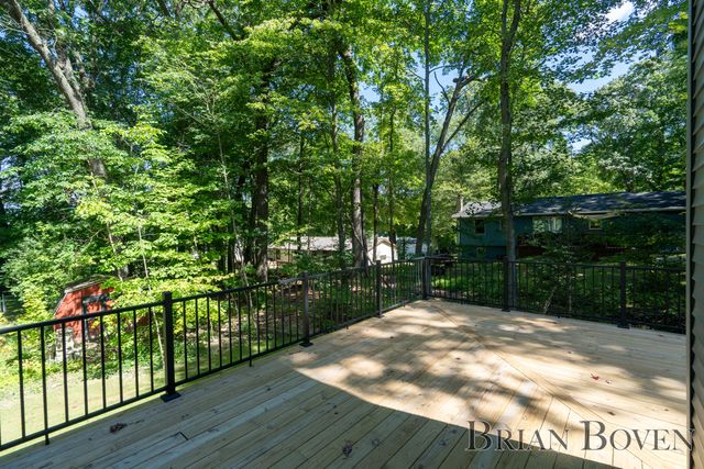 8410 Brower Avenue Ne, Courtland Twp, MI 49341