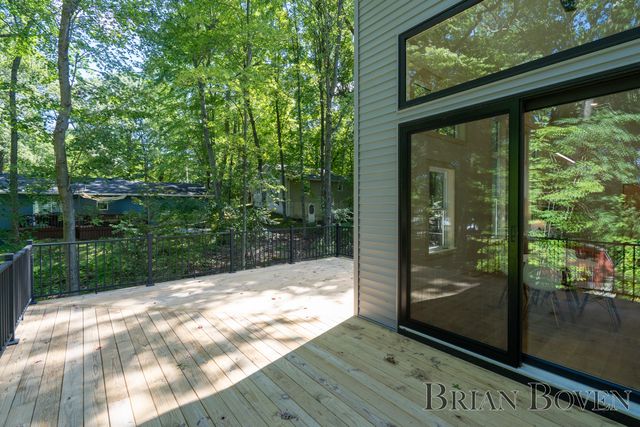 8410 Brower Avenue Ne, Courtland Twp, MI 49341