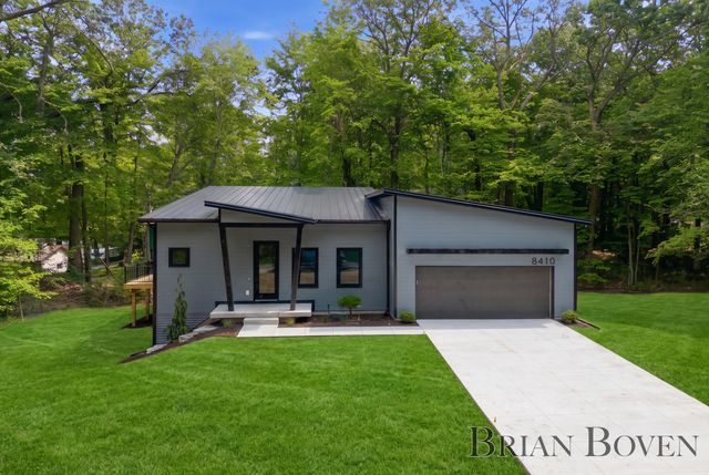 8410 Brower Avenue Ne, Courtland Twp, MI 49341