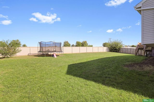 15462 Mormon Circle, Bennington, NE 68007