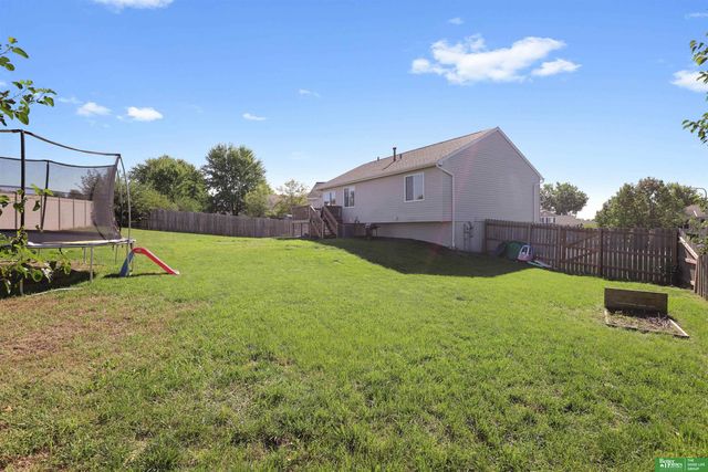 15462 Mormon Circle, Bennington, NE 68007