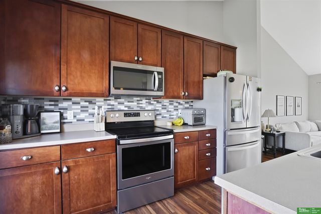 15462 Mormon Circle, Bennington, NE 68007