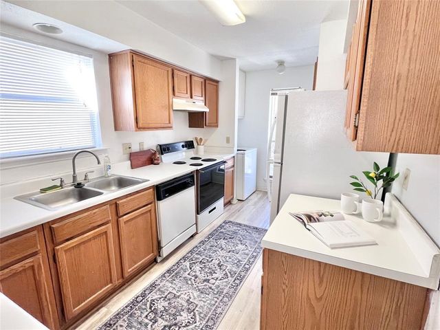 2450 Wickersham LN 106, Austin, TX 78741