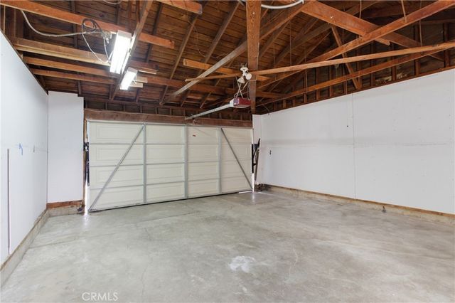 11251 Dronfield, Pacoima, CA 91331