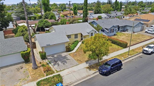 11251 Dronfield, Pacoima, CA 91331