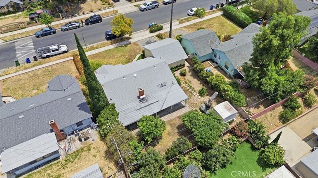 11251 Dronfield, Pacoima, CA 91331