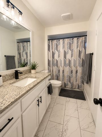 4325 Winchester Court, Grand Prairie, TX 75052