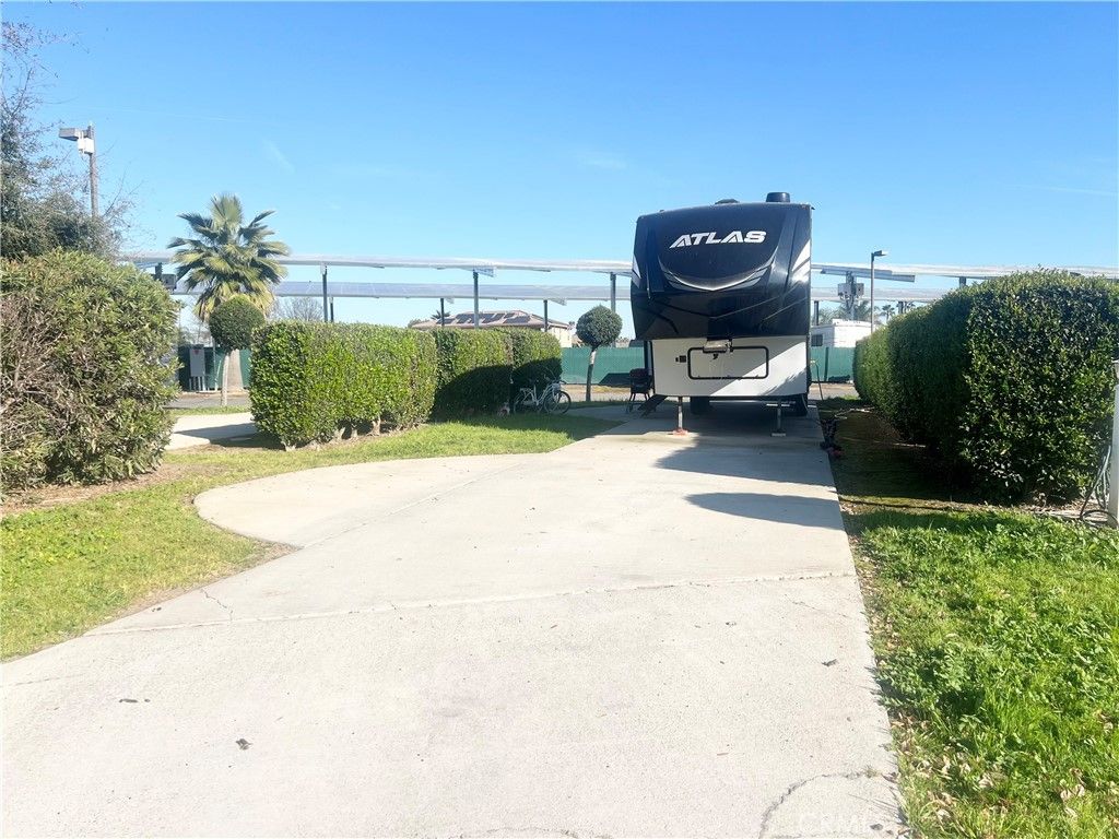 Image 2 of property listing at 5001 E. Robertson Blvd #49, Chowchilla, CA 93610