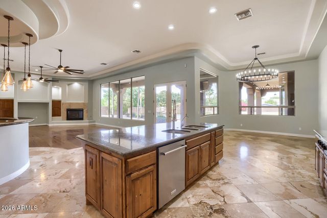 2726 E VIA DEL ARBOLES Street, Gilbert, AZ 85298