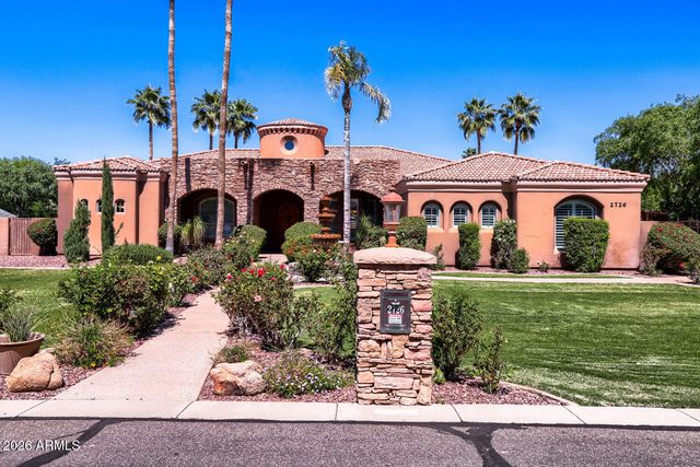 2726 E VIA DEL ARBOLES Street, Gilbert, AZ 85298