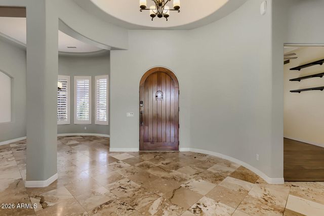 2726 E VIA DEL ARBOLES Street, Gilbert, AZ 85298