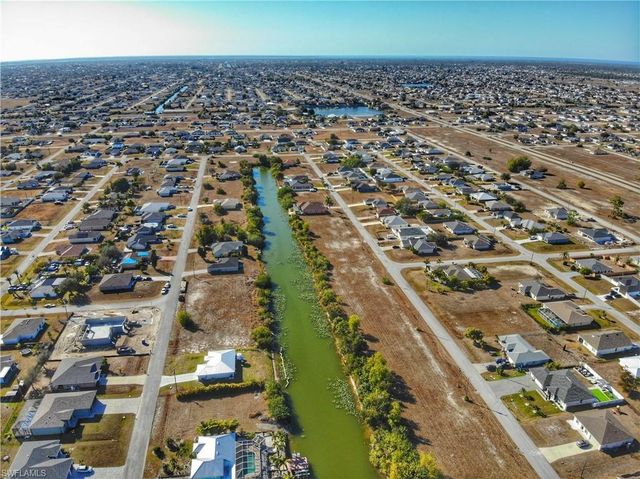 429 NW 14th ST, Cape Coral, FL 33993